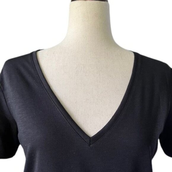 THEORY Women's Atmos Light Short Sleeve V-Neck Tee Shirt Top Black Medium NWT - Picture 4 of 14